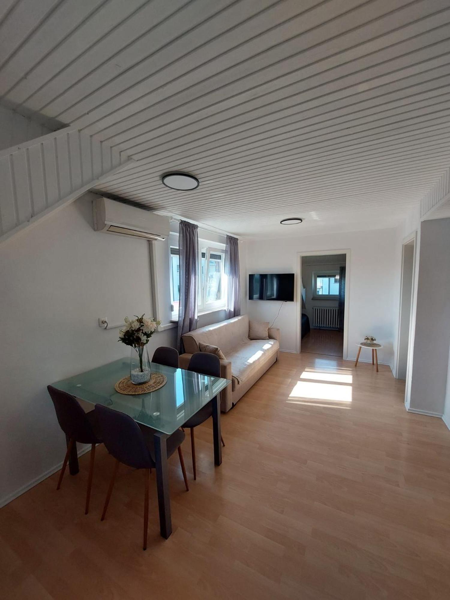 Moskriceva Apartment Λιουμπλιάνα Εξωτερικό φωτογραφία